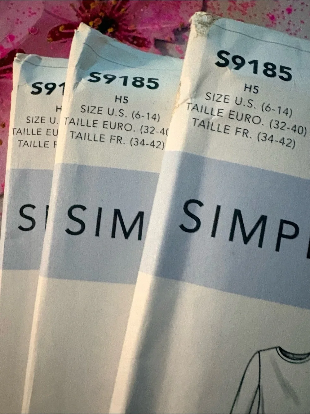BN UNCUT SIMPLICITY 9185 H5 SEWING PATTERNS